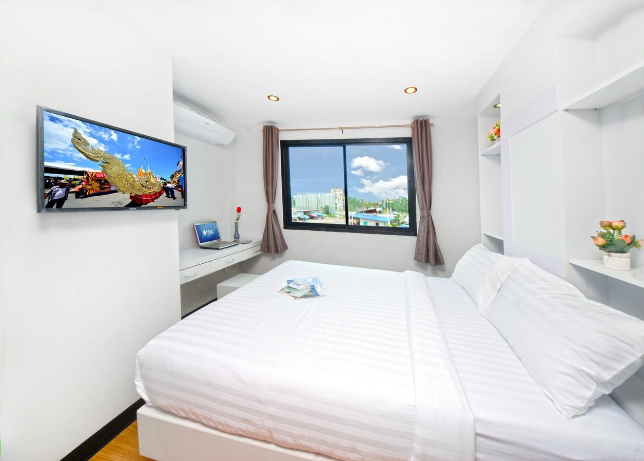 C Tower Hotel Сурат-Тхані Номер фото