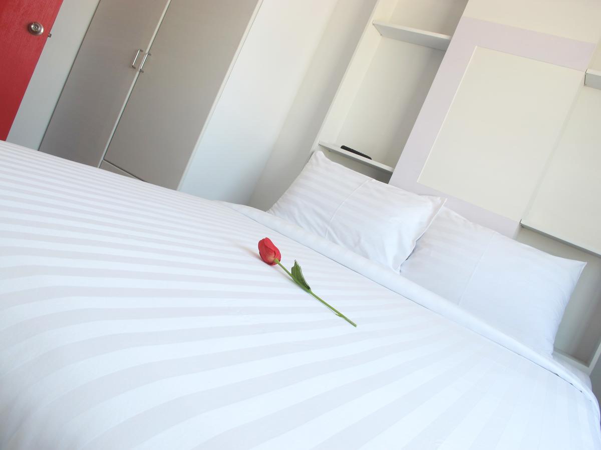 C Tower Hotel Сурат-Тхані Екстер'єр фото